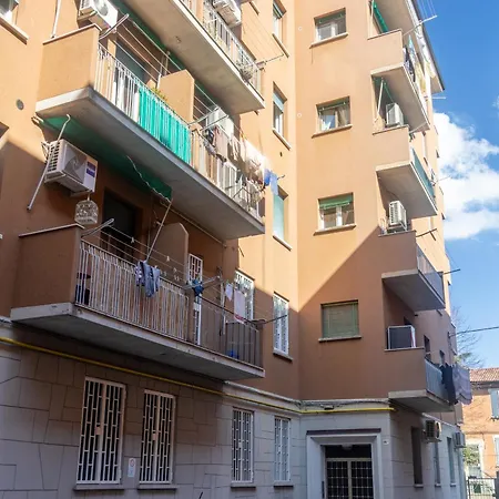 Sweet Graziella Vicino Stazione Per 6 Persone Apartment *