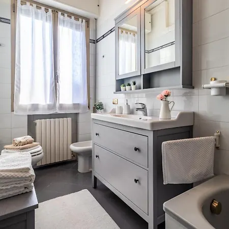 Sweet Graziella Vicino Stazione Per 6 Persone Bologna