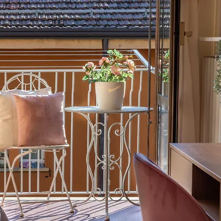 Sweet Graziella Vicino Stazione Per 6 Persone * Болонья